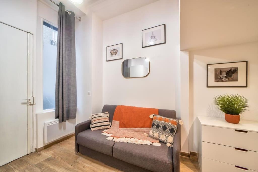 Bel Appartement Au Coeur De Montmartre Paříž Exteriér fotografie