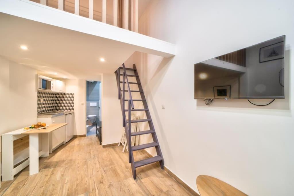 Bel Appartement Au Coeur De Montmartre Paříž Exteriér fotografie
